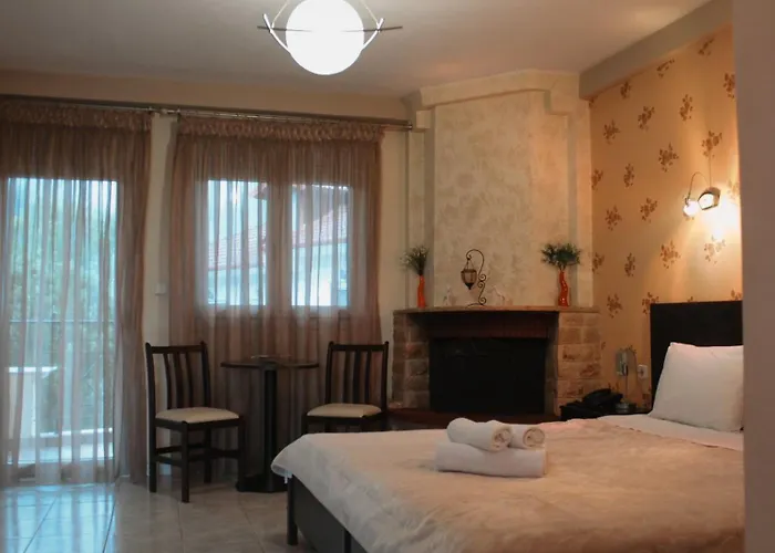 Enastron Hotel 3*